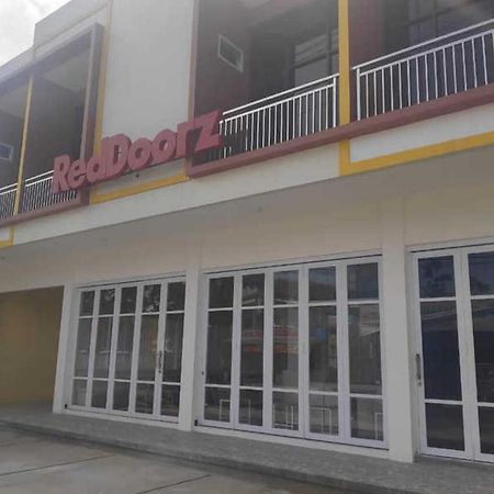 Reddoorz Near Universitas Muhammadiyah Purwokerto Kembaran Esterno foto